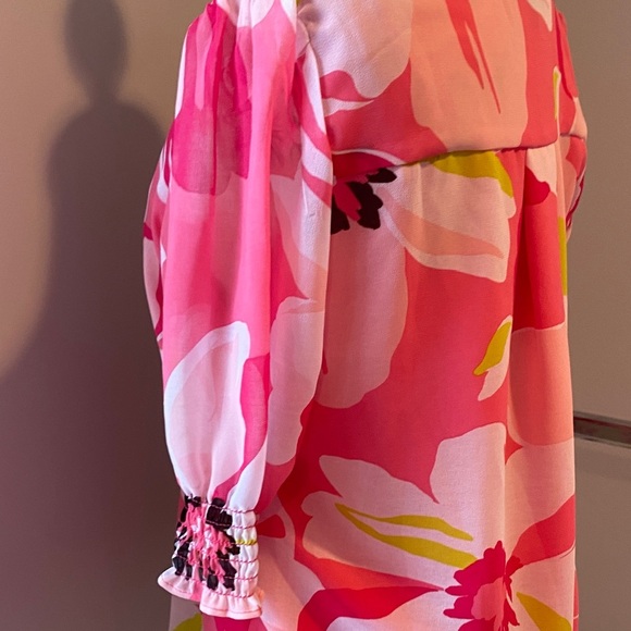 1. State Vibrant Pink and Red Floral Blouse - Picture 9 of 11